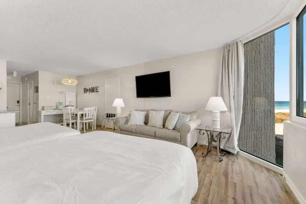 Top of the Gulf 508 - Beach Front Resort With View