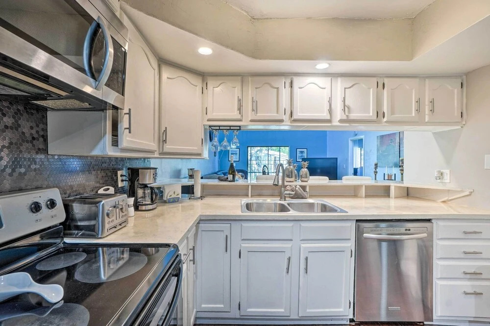 Waterside New Port Richey Condo w/ Pool Access!