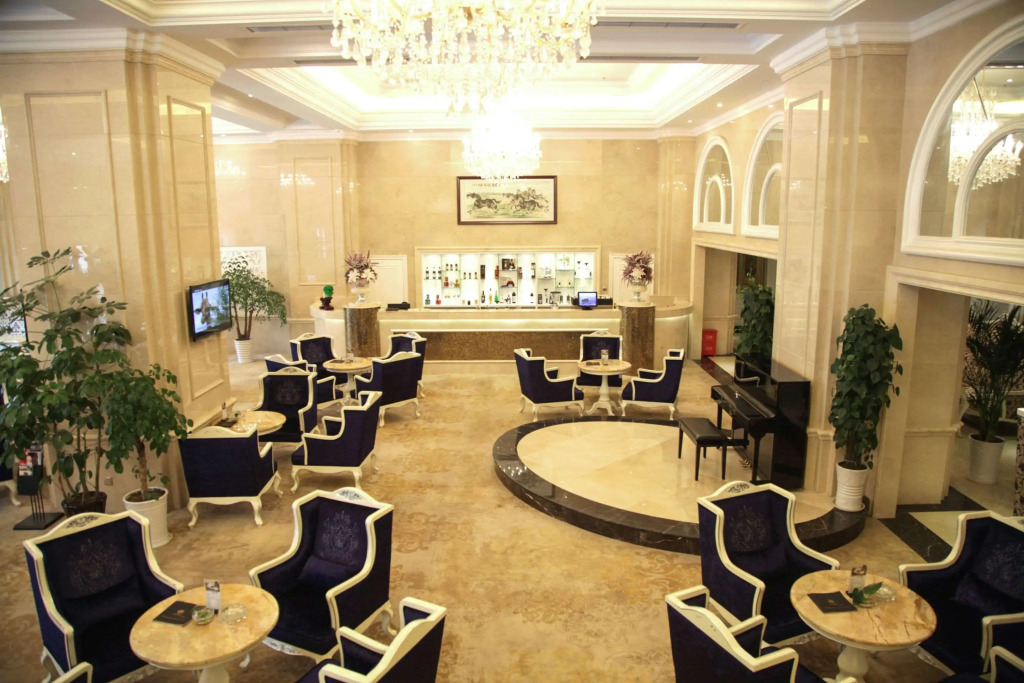 Clarion Hotel