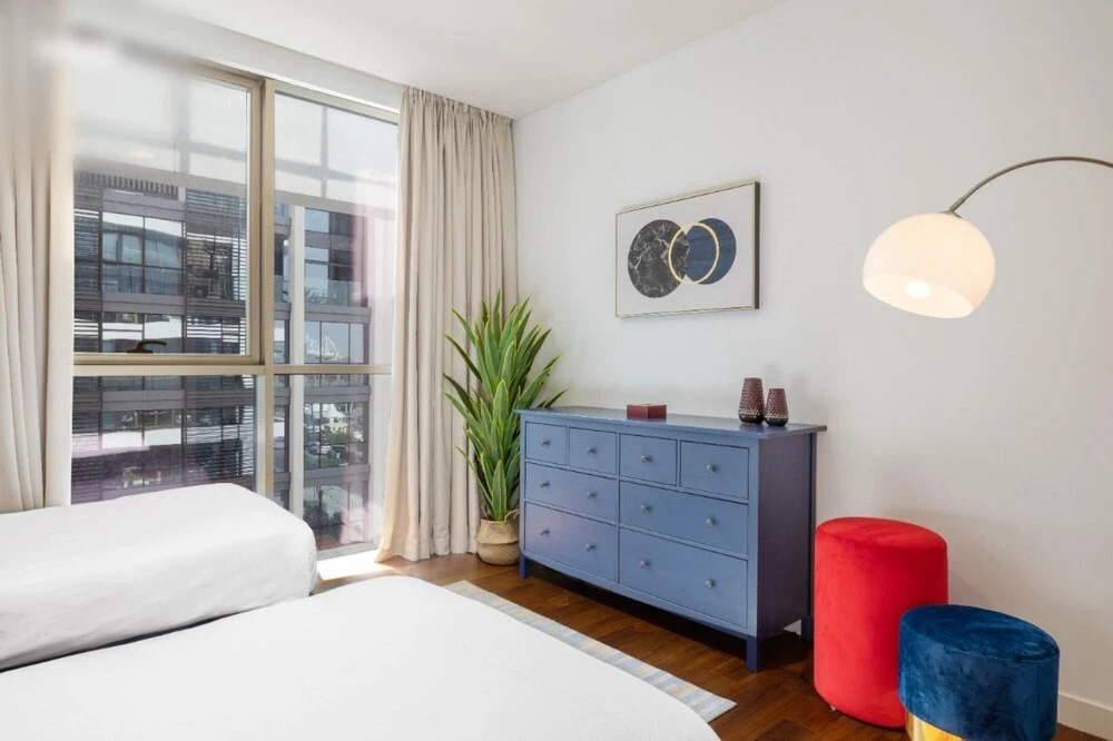 7 Min to Beach 2 BR City Walk