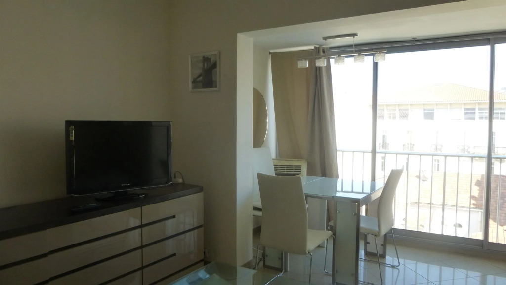 Sweet Accommodation