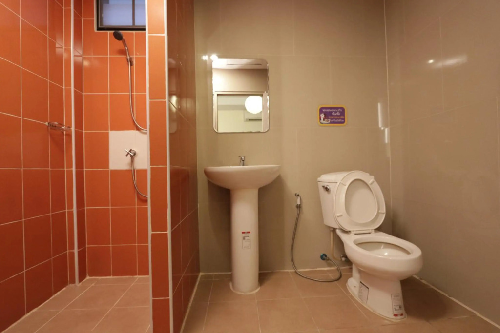 Nunglen Hotel (SHA Certified)