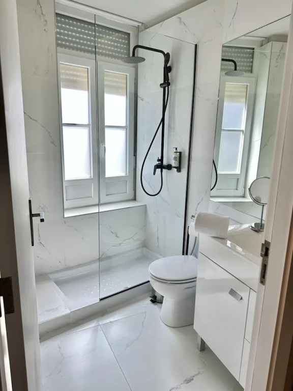 Capela 2 in Oporto With 1 Bathrooms