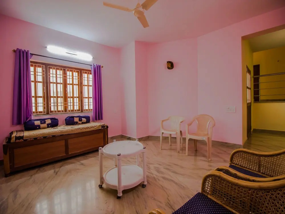OYO 13946 Home 5BHK With Green View in Mapusa