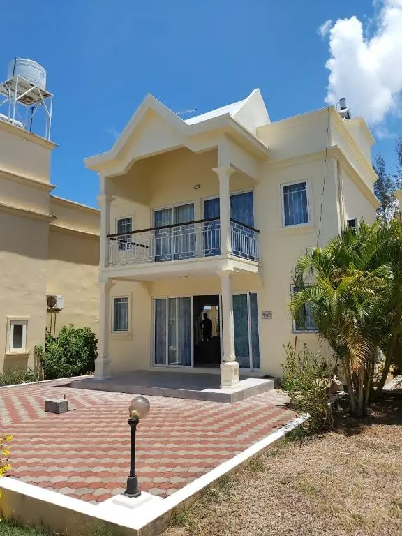 Villa In Calodyne