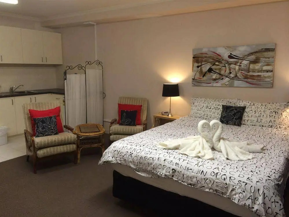 Australian Home Away @ Box Hill 2 Bedroom