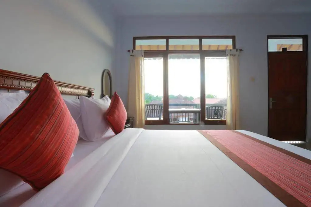 Warsas Garden Bungalow and Spa