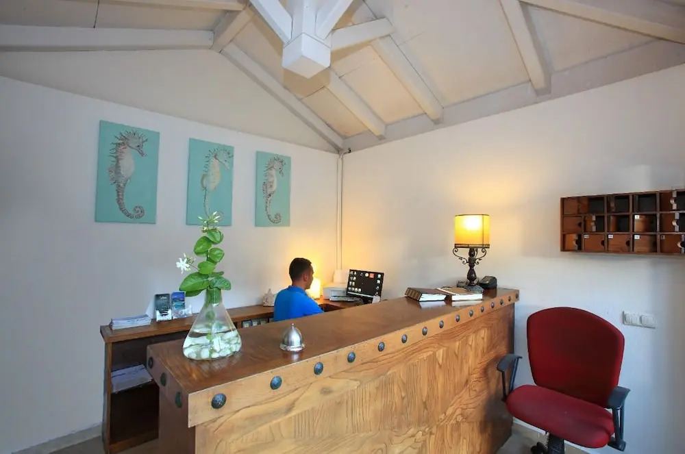 Sah Hotel