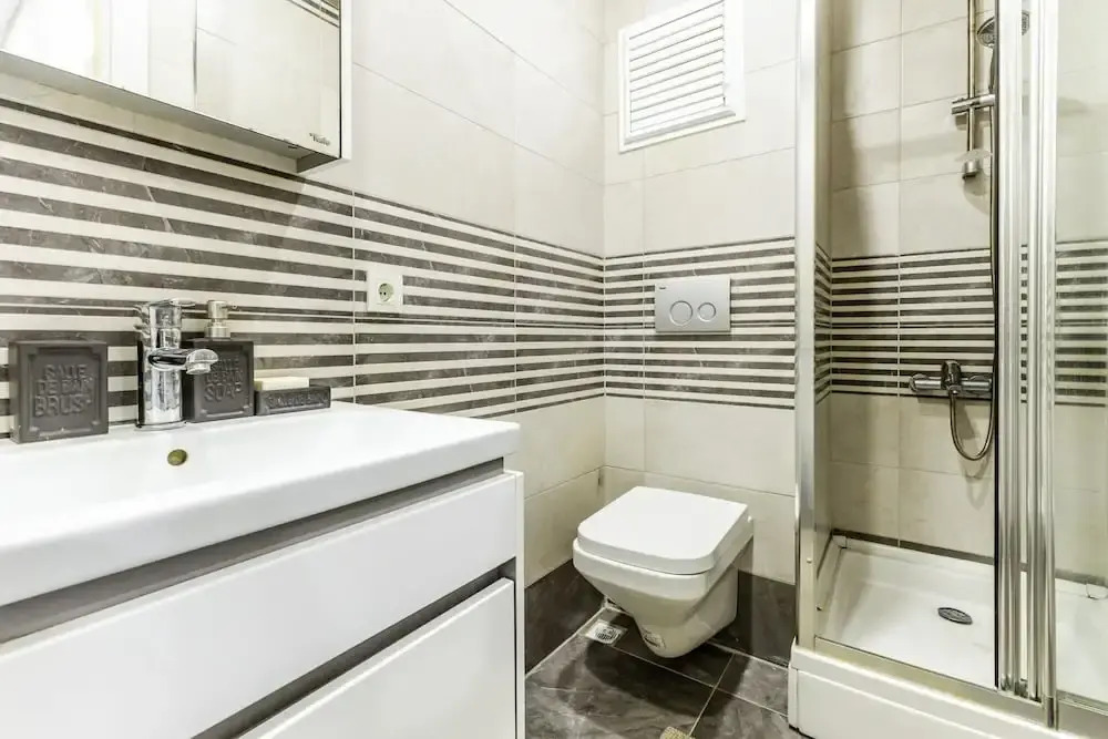 Central and Cozy Flat with Terrace in Sisli