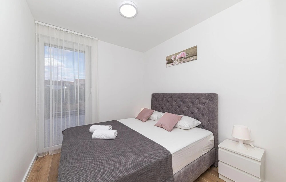 Beautiful Apartment in Okrug Gornji With 1 Bedrooms, Wifi and Outdoor Swimming Pool