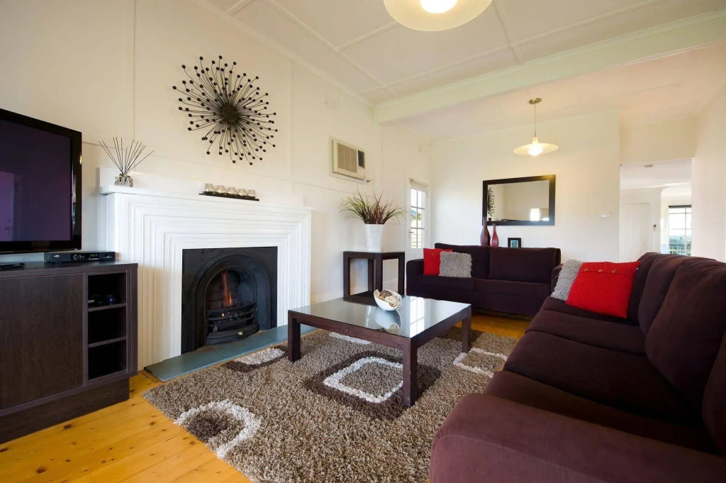 Churchills - outstanding views over Daylesford