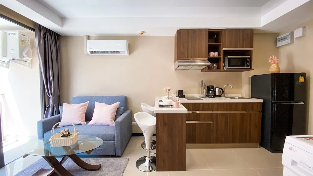 Naiharn Sea Condominium P210