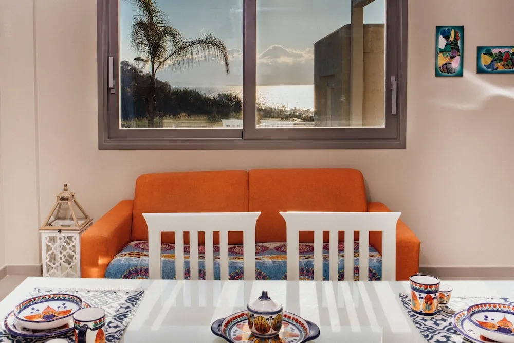 House With 3 Bedrooms in Balestrate, With Wonderful sea View, Enclosed Garden and Wifi - 100 m From the Beach