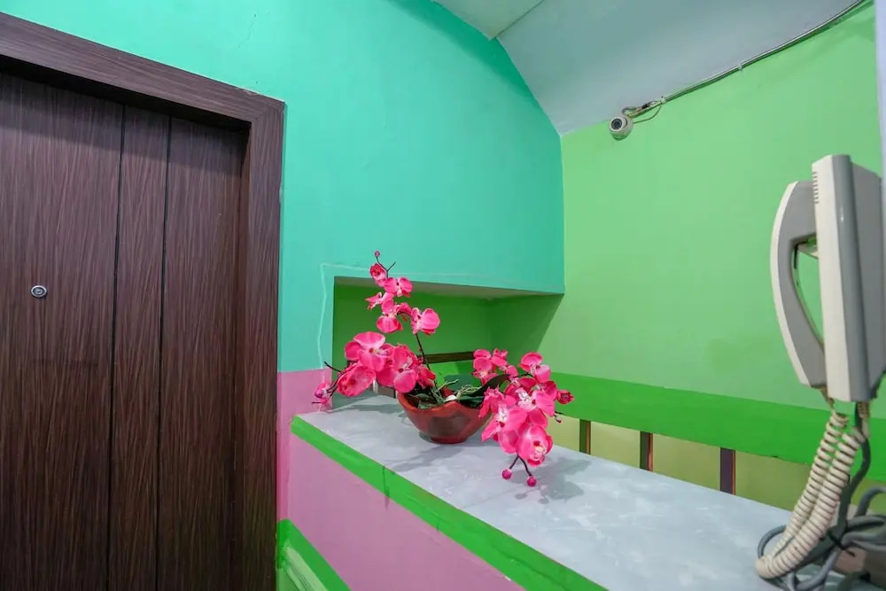 OYO 1495 Hotel Lendosis