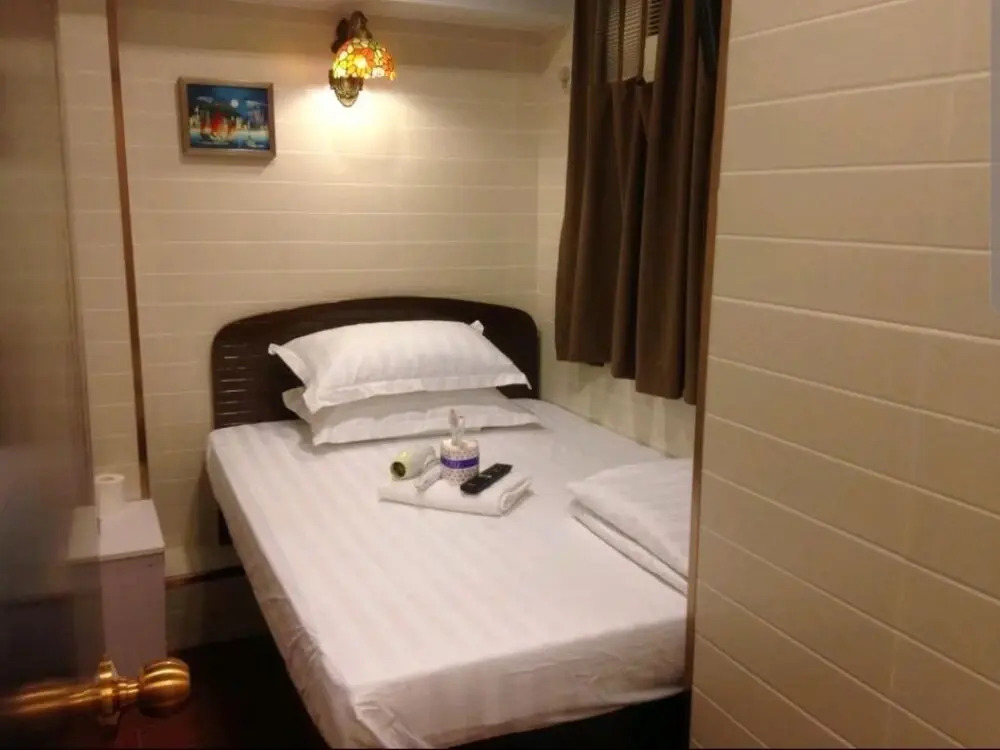 Hong Kong Hostel
