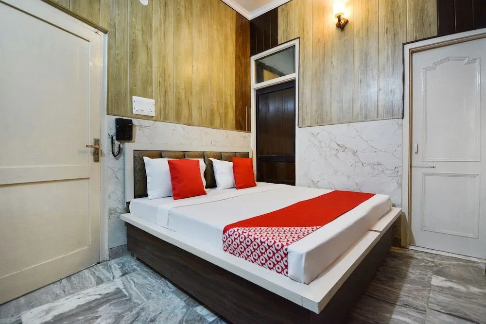 OYO 42893 Siali Residency
