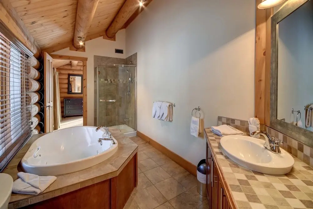 Chalet Sioux