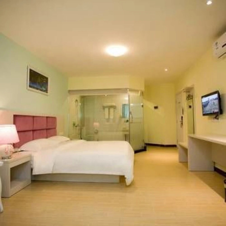 Huirong International Hotel
