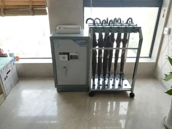 Junhe Hotel (Yingcheng Central Plaza)