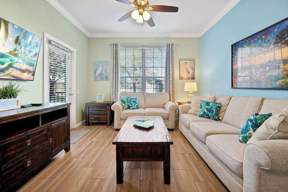 Beautiful Deluxe Condo, Vista Cay - 3015