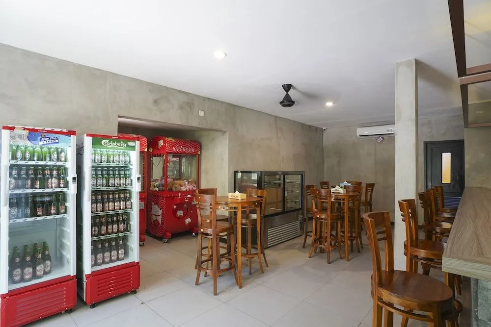 OYO 1992 China Town Hotel Bali