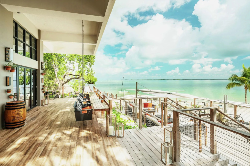 Bakers Cay Resort Key Largo, Curio Collection By Hilton