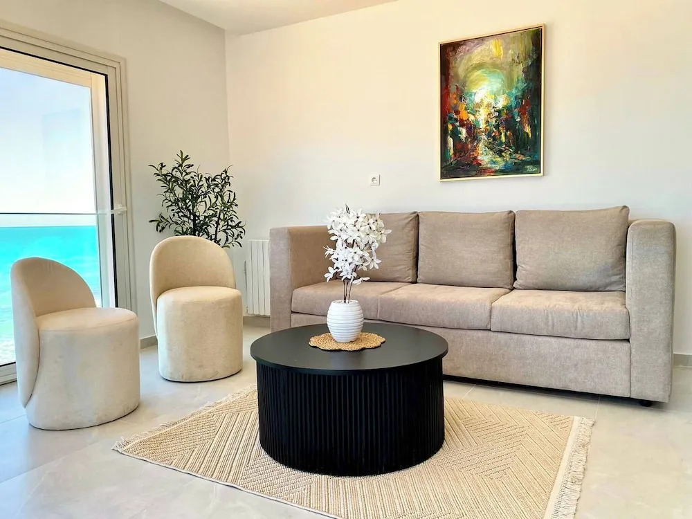 Londe Turquoise - Apartment With Feet in the Water