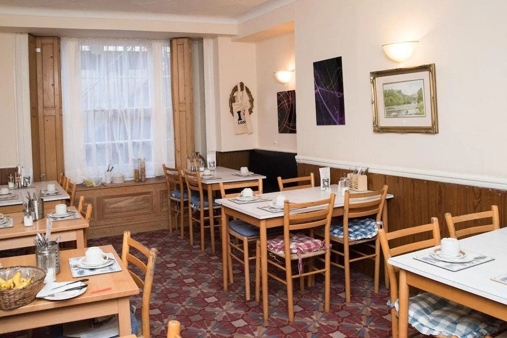 Lynton Hotel