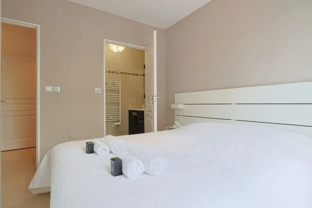 220 Le Maria in Cannes