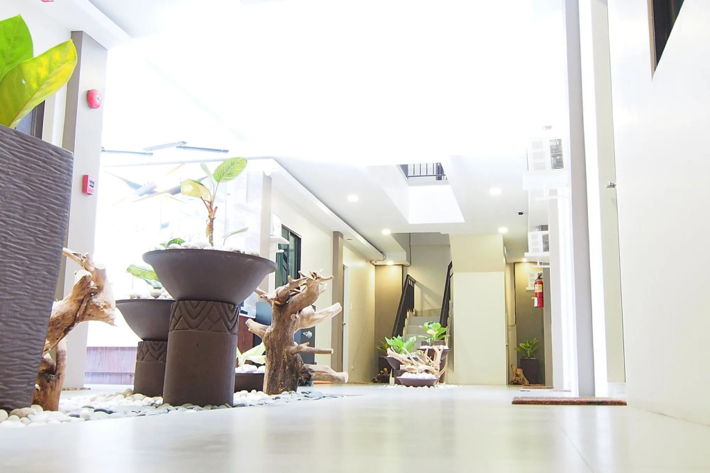 Marton Suites