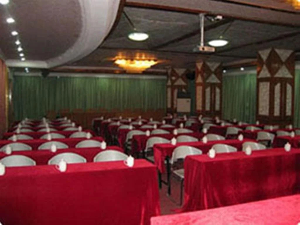 Cong Hua Jing Quan Hotel