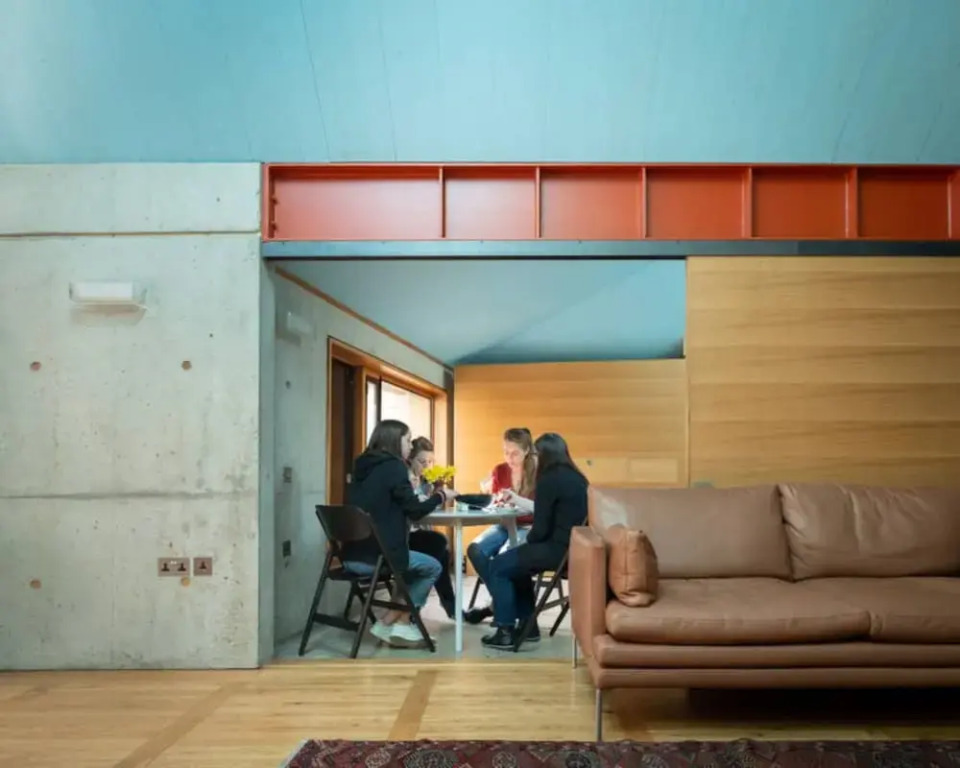 The Sunken House - 2 Bedroom Unique Space