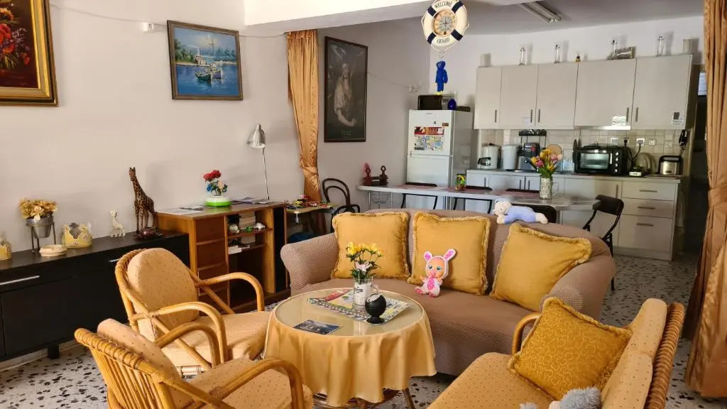 Villa George - Family Holidays