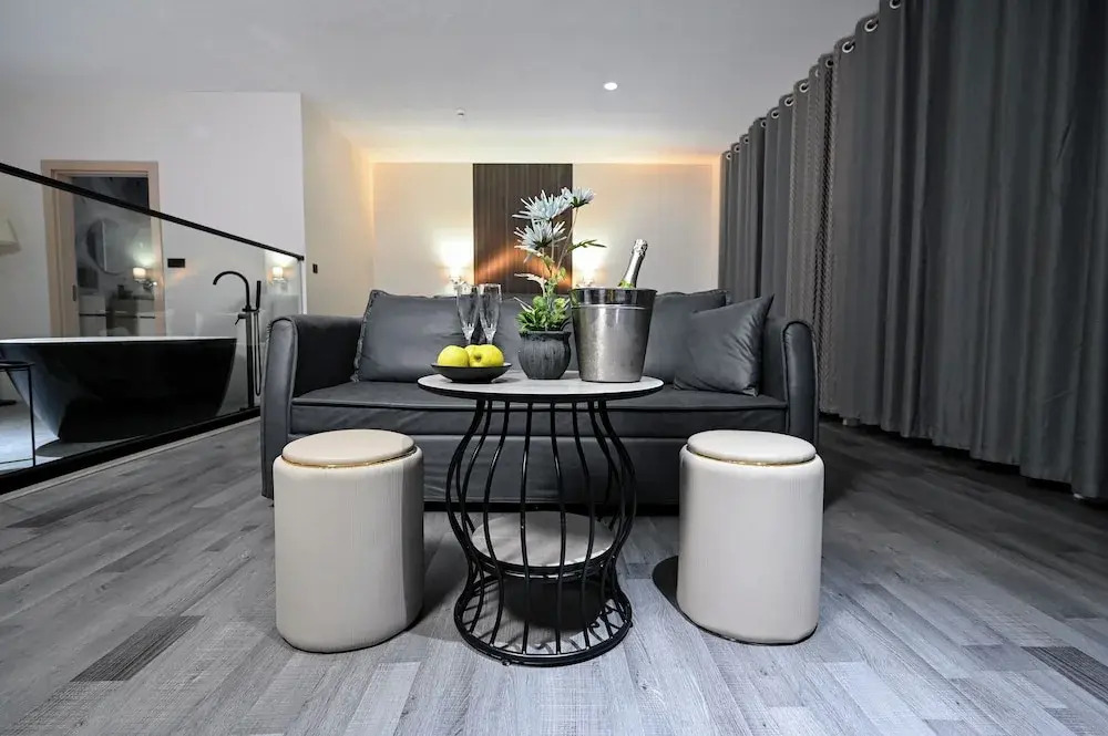 Grey Star Hotel