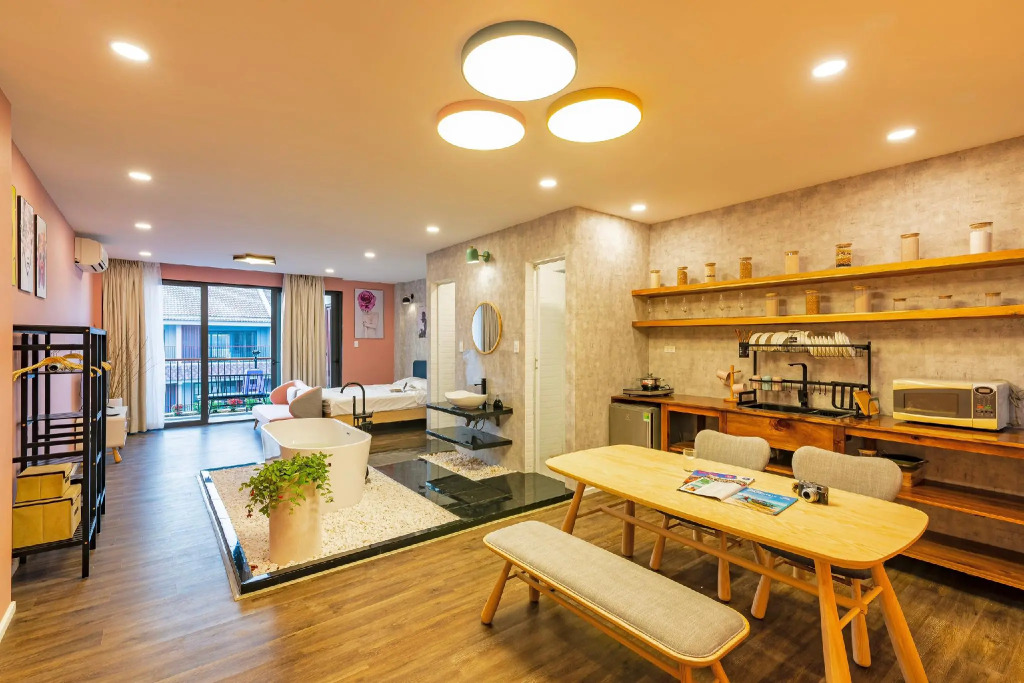 Minimalist & Modern Apartment III