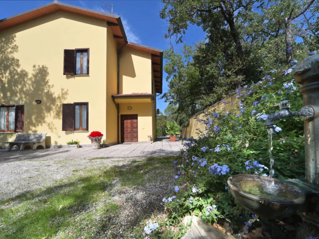 House Mariani Magione