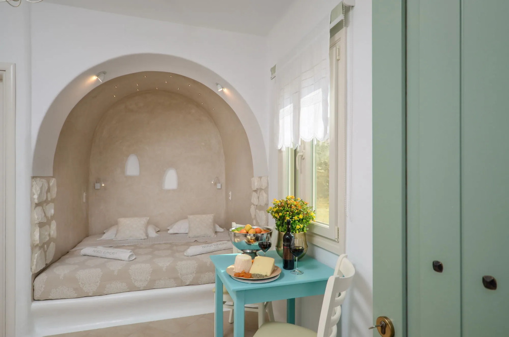 Naxos Euphoria Suites