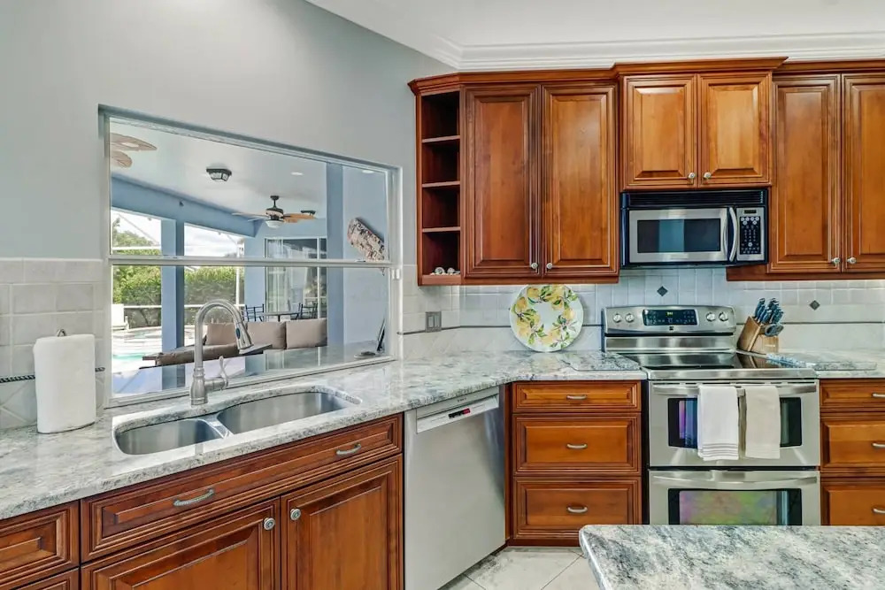 9151 Kings Cove Ct