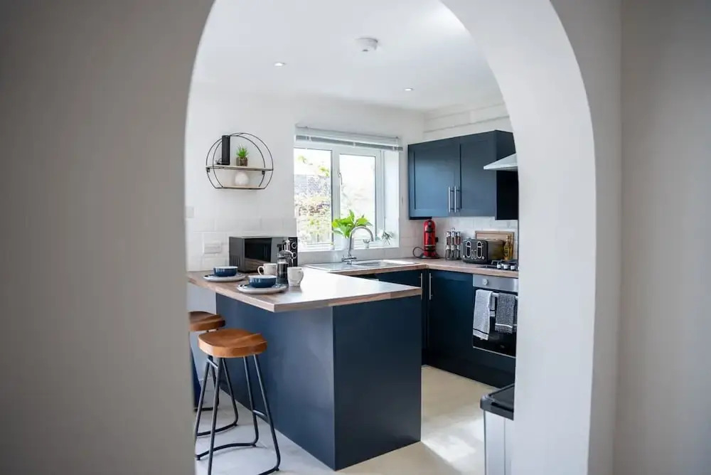 Host Stay Glazier Drive