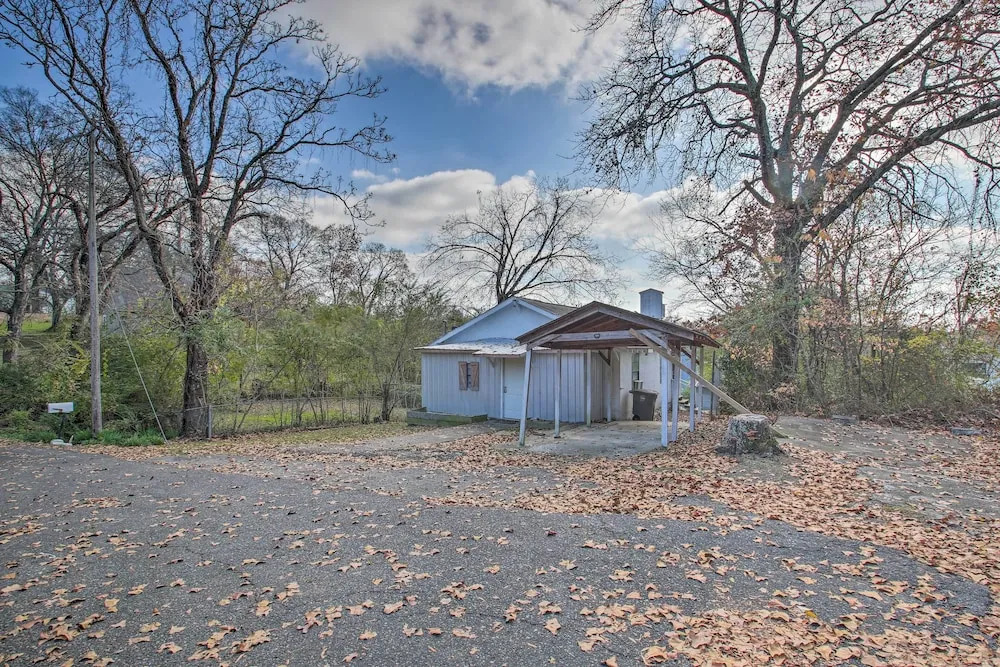 Hot Springs Home: 2 Mi to Hot Springs Nat'l Park