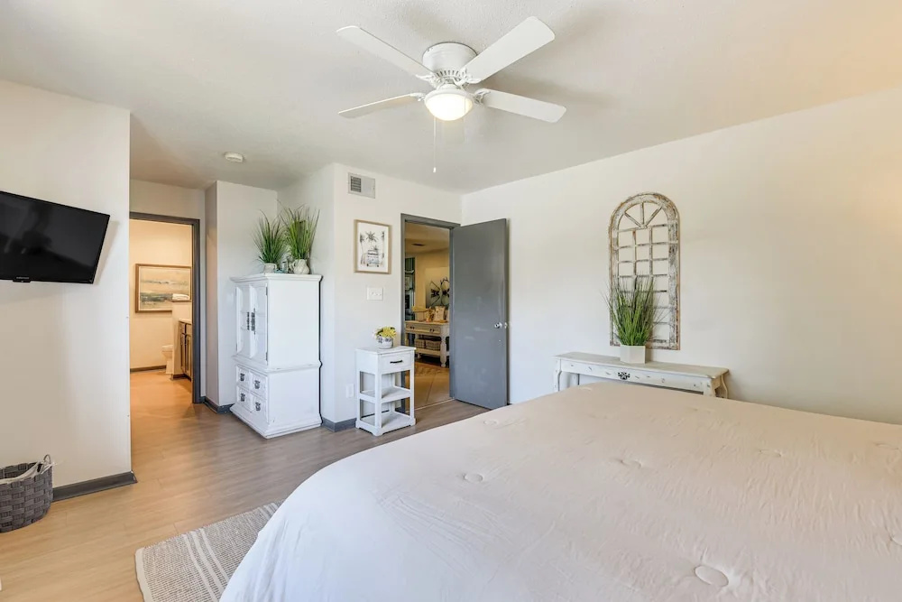 Miramar Beach Condo w/ Golf Course Views!