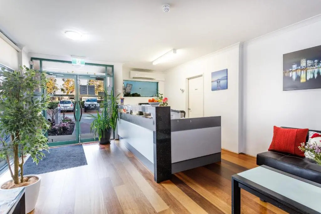 Perth Ascot Central Apartment Hotel Official