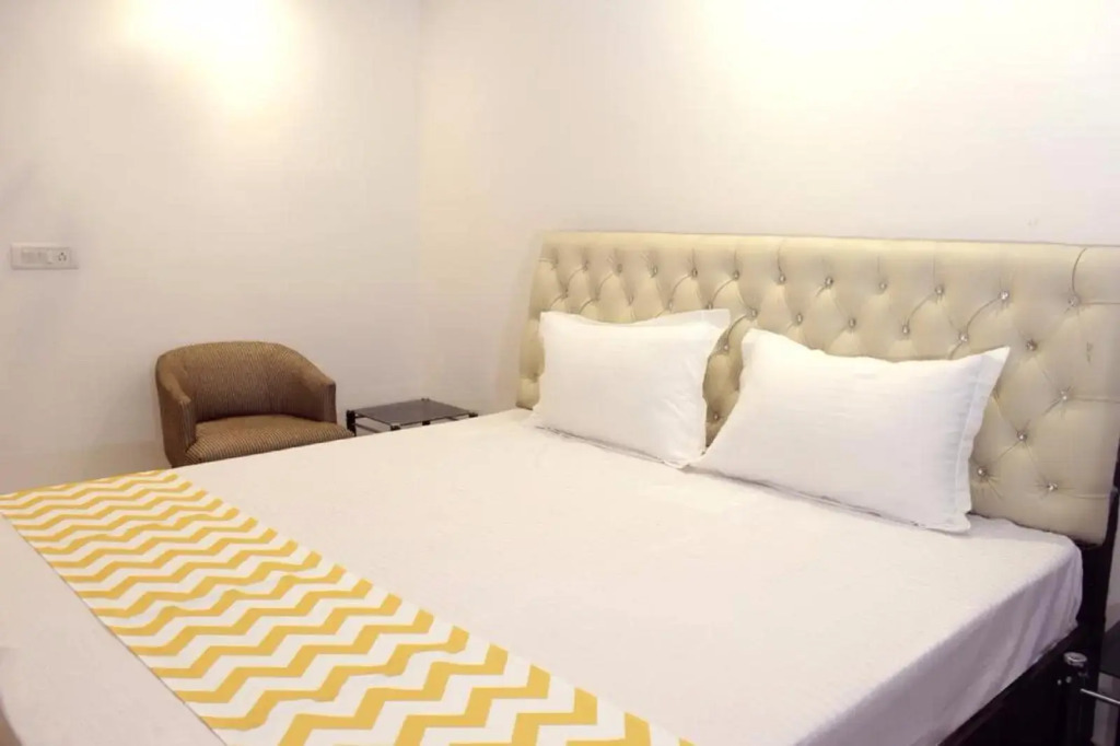 FabHotel Blueberry Hauz Khas