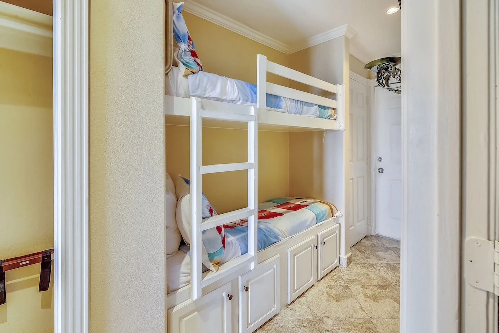 Casa Del Mar 103-seagull Crossing 1 Bedroom 1 Bathroom Condo