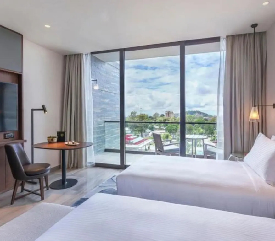 Gran Melia Red Level Deluxe City View
