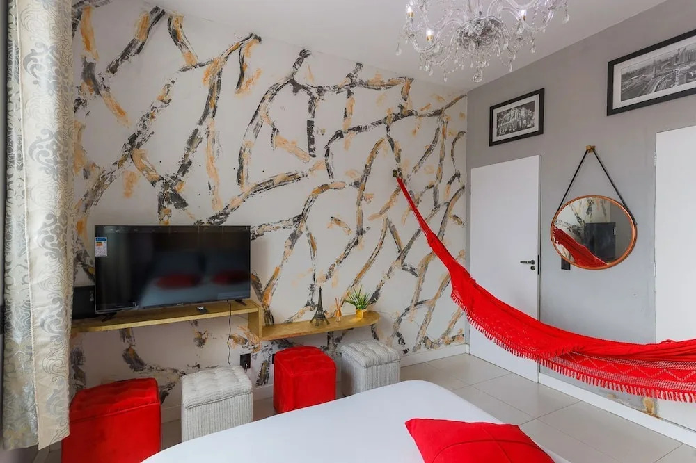 Apartamento no Centro com Wifi e a 500m do Metr