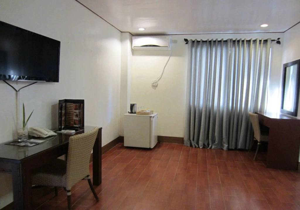 Sur Beach Resort Boracay