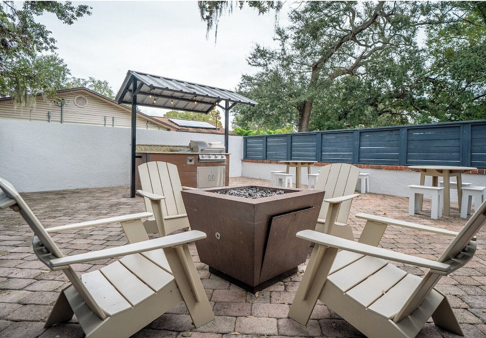 Landing Apartments - The William at Westshore