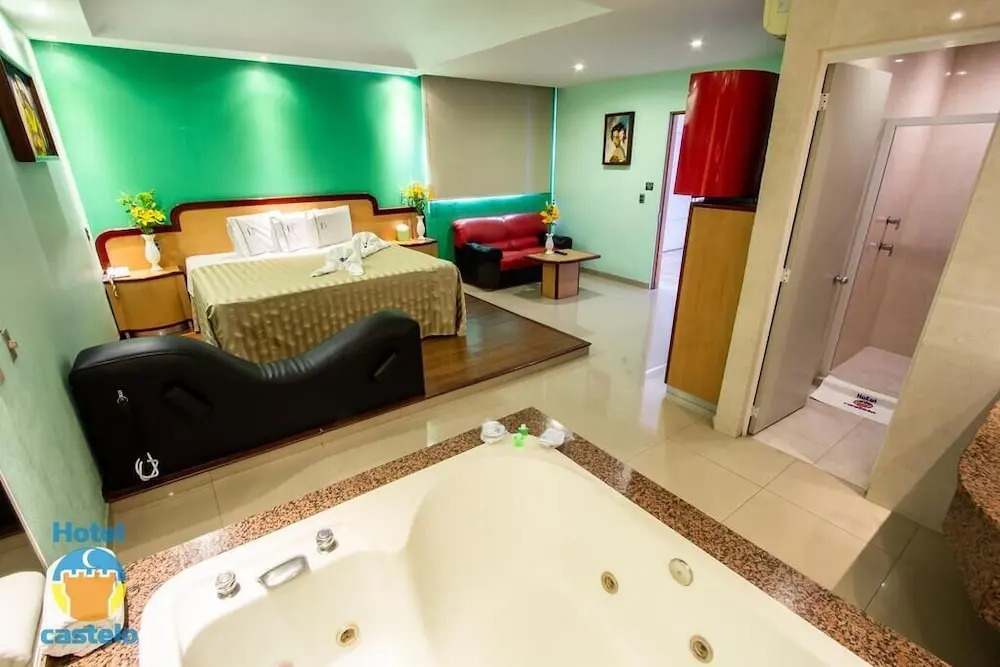 HOTEL CASTELO
