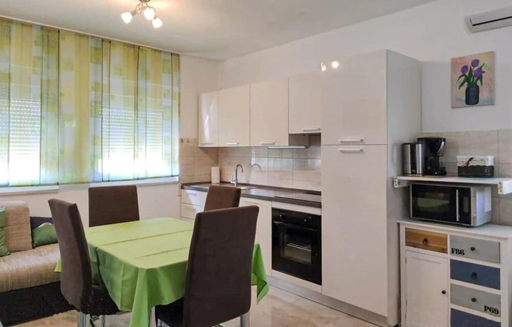 Stunning Apartment in Bibinje With 3 Bedrooms, Wifi and Outdoor Swimming Pool